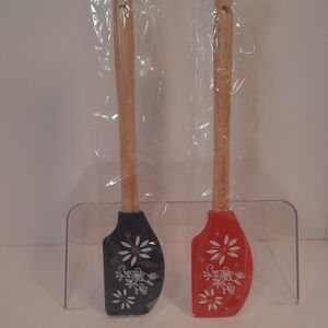 Temp-tations Old World Silicone Spatula Set, Bright Red and Navy Blue
